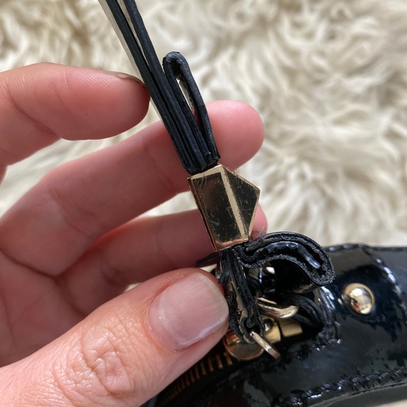 kate spade crossbody bag with bow zipper - Picture 2 of 8